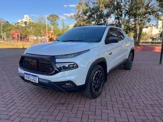 FIAT TORO 2.0 16V TURBO DIESEL ULTRA 4WD AT9 FIAT TORO 2.0 16V TURBO DIESEL ULTRA 4WD AT9